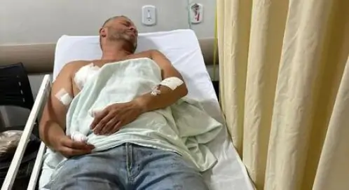 Prefeito de cidade no RJ é atacado por pitbull ao tentar ajudar vizinho e está hospitalizado