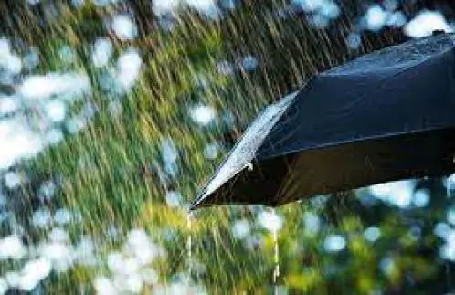 Hospital é invadido pela água durante chuvas em Bom Conselho