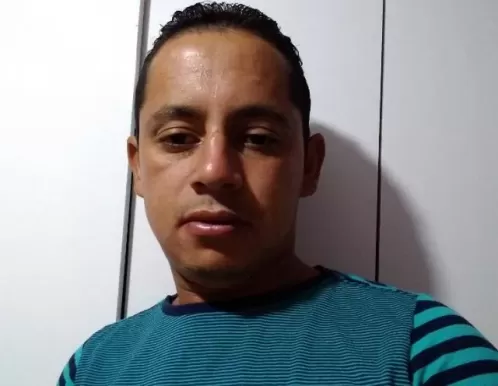 Corpo de homem é encontrado com marcas de tiros no Centro de Calçado