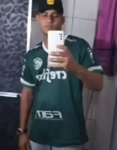 Jovem morre após perder o controle da moto e sofrer acidente em Ibimirm