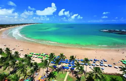 Turista desaparece e irmão dele morre após afogamento em Porto de Galinhas