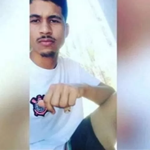 Barbeiro assassinado quando voltava para casa onde morava