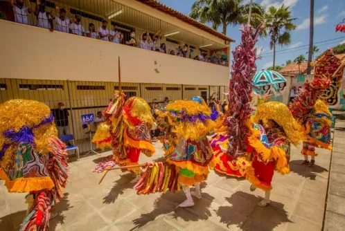 Maracatu Rural Estrela Brilhante celebra aniversário com festa multicultural