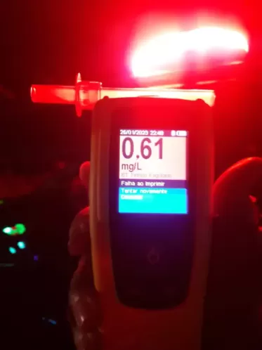 Motociclista embriagado e inabilitado tenta fugir, mas é detido pela PRF em Ouricuri