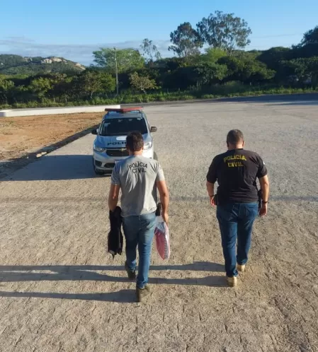 Dois vereadores são presos por peculato, corrupção e fraude em Santa Terezinha, no Sertão