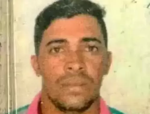 Após tentar fugir de assalto, pedreiro é morto a tiros quando voltava para casa onde morava