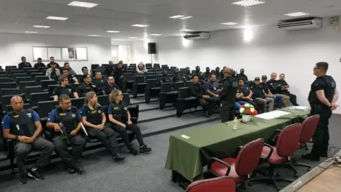 Polícia desencadeia operação contra corrupção e crime organizado em Serra Talhada