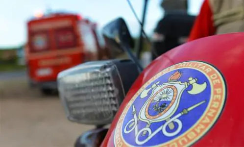 Três pessoas são socorridas após princípio de incêndio em copiadora no Recife