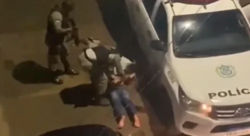 Após roubarem carro em Boa Viagem, dois assaltantes são presos nos Torrões