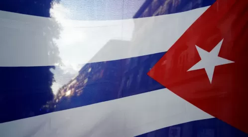 Cuba diz que sua embaixada em Washington foi alvo de “ataque terrorista” com coquetéis molotov