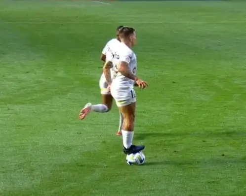 Provocação de Soteldo gera confusão em partida entre Santos e Vasco