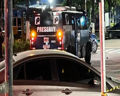 Bandidos levam armas de vigilantes em tentativa de assalto a carro-forte no Ceasa, no Recife