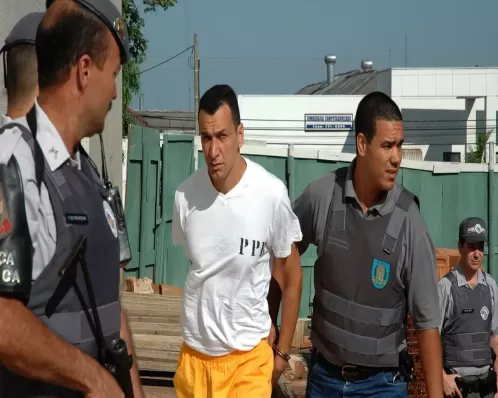 Prisão preventiva de Marcola é revogada após 16 anos; líder do PCC permanecerá na cadeia