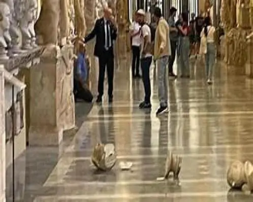 Americano é preso após quebrar estátuas romanas em Israel e alega sofrer de "síndrome de Jerusalém"