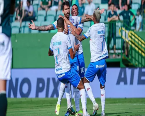 Bahia vence o Goiás por 6 a 4 em jogo com recorde de gols do Brasileirão 2023