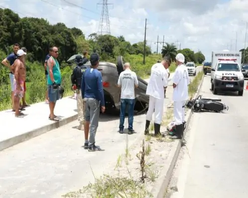 Motorista morre após colidir com moto e capotar com o veículo na BR-232 no Curado