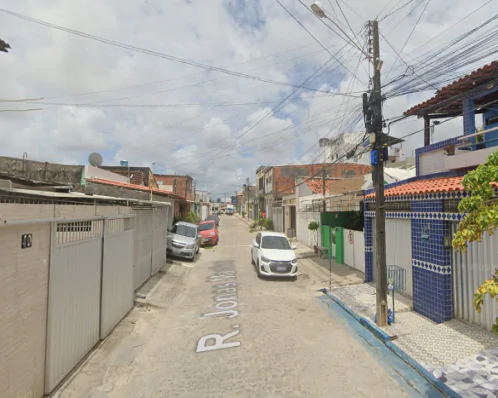 Idosa de 68 anos é morta a facadas dentro de casa, em Olinda; sobrinho-neto é preso em flagrante