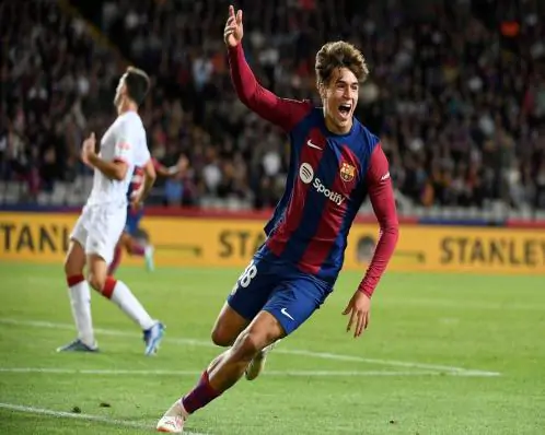 Barça vence Athletic com gol de Guiu, de 17 anos; Girona goleia Almería e alcança líder Real Madrid