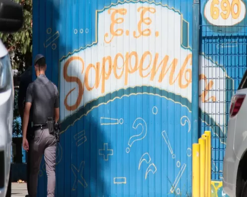 Atirador mata estudante a tiros e fere outros três em escola de São Paulo