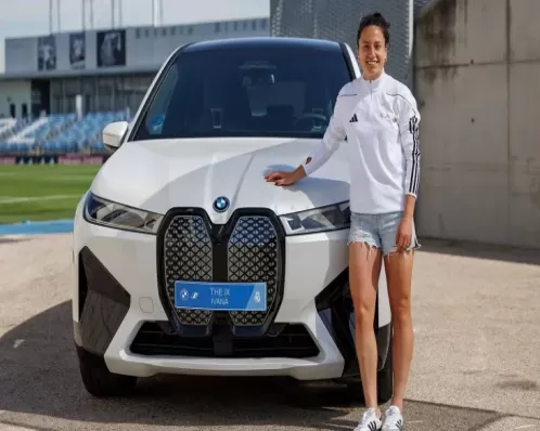 Atletas do Real Madrid feminino ganham carros de luxo avaliados em até R$ 579 mil