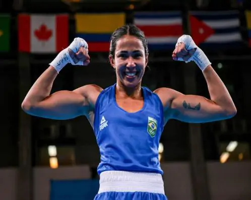 Pernambucana Carol Almeida é ouro no boxe do Pan 2023