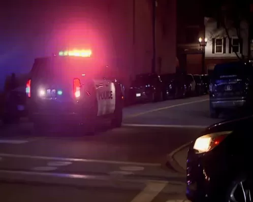 EUA registram 11 tiroteios e 8 mortos no mesmo fim de semana dias após ataque no Maine