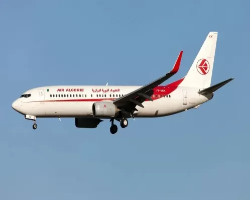 Passageiro clandestino é encontrado em estado crítico em trem de pouso de avião