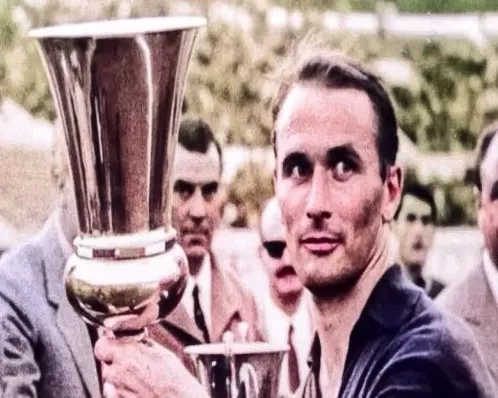 Último sobrevivente da final da Copa de 1958 morre aos 89 anos