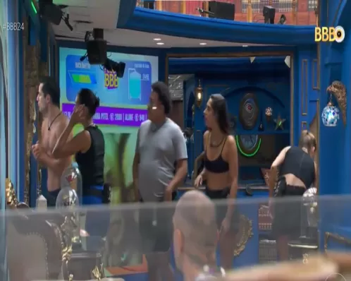 BBB24: Davi é esquecido do lado de fora da casa durante manutenção externa