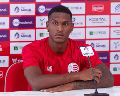 Igor Pereira rompe ligamento do joelho e ficará afastado por três meses