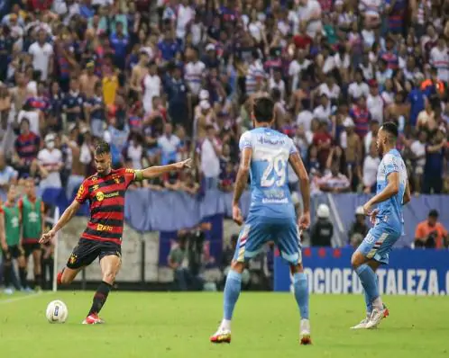 Com expectativa de casa cheia, Sport recebe Fortaleza para clássico pela Copa do Nordeste