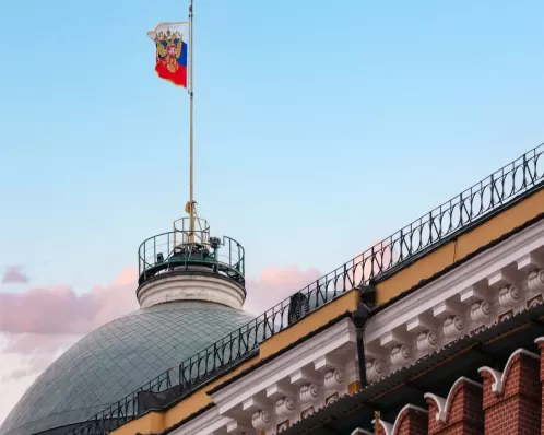 Tribunal de Haia emite mandados de prisão contra comandantes militares russos