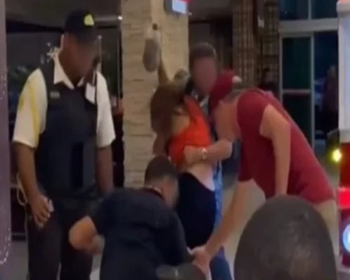 Clientes de shopping no Recife trocam socos e chutes por causa de máquina de bichos de pelúcia