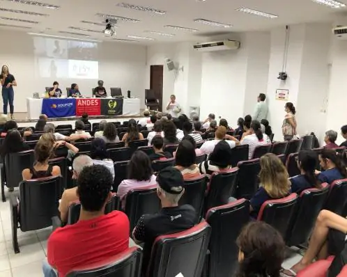 Professores da UFPE vão decidir se greve continua nesta sexta-feira (24); entenda o que pode mudar