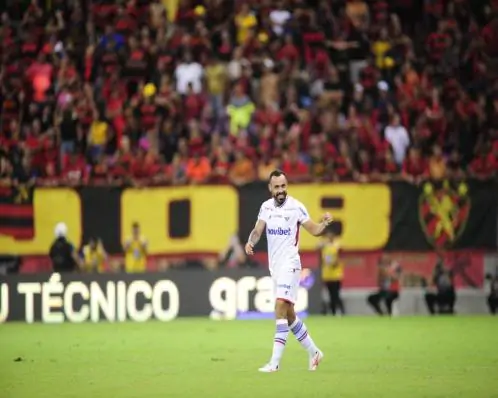 Fortaleza goleia Sport na Arena de Pernambuco e avança para final do Nordestão