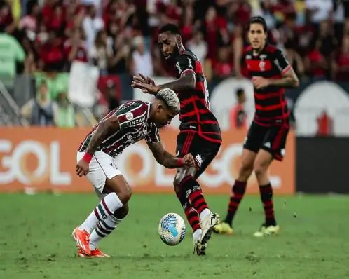 Fluminense x Flamengo: Pedro faz de pênalti, Rubro-negro vence e afunda Tricolor na lanterna