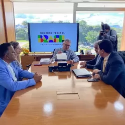 Luiz Aroldo intensifica busca por Campus Universitário PARA Águas Belas