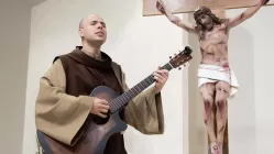 Noite católica do São João de Caruaru recebe show de Frei Gilson nesta quinta (15); confira horários