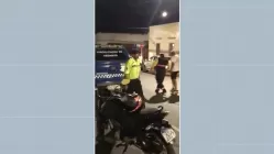 Prefeito de Goiana vai até blitz de trânsito para questionar fiscalização na cidade