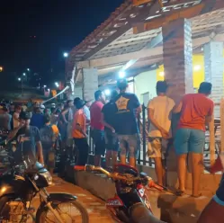 Homem é morto a tiros dentro de bar em Jataúba