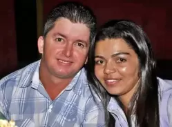 Homem mata mulher com machadadas e morre em acidente de moto quando fugia