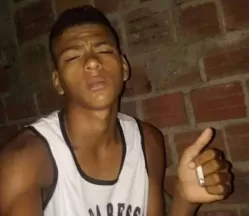 Jovem é morto a tiros em praça de Palmares, na Mata Sul