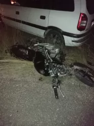 Motociclista morre após colidir moto em carro em Panelas e foge  sem prestar socorro