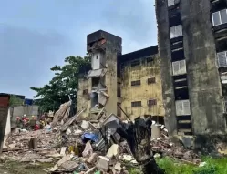 Após 35 horas, Corpo de Bombeiros encerram operação em prédio do bairro do Janga