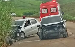 Acidente envolvendo dois carros é registrado entre Primavera e  Amaraj