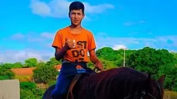 Adolescente perde controle de morto e morre em curva da PE-275