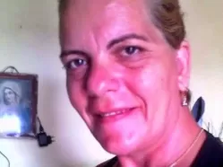 Mulher encontrada morta dentro da própria casa; polícia investiga ocorrência