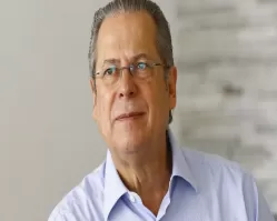 Ex-ministro José Dirceu é internado em São Paulo