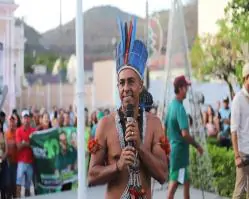 Cacique Marcos toma posse como primeiro prefeito indígena de Pesqueira PE